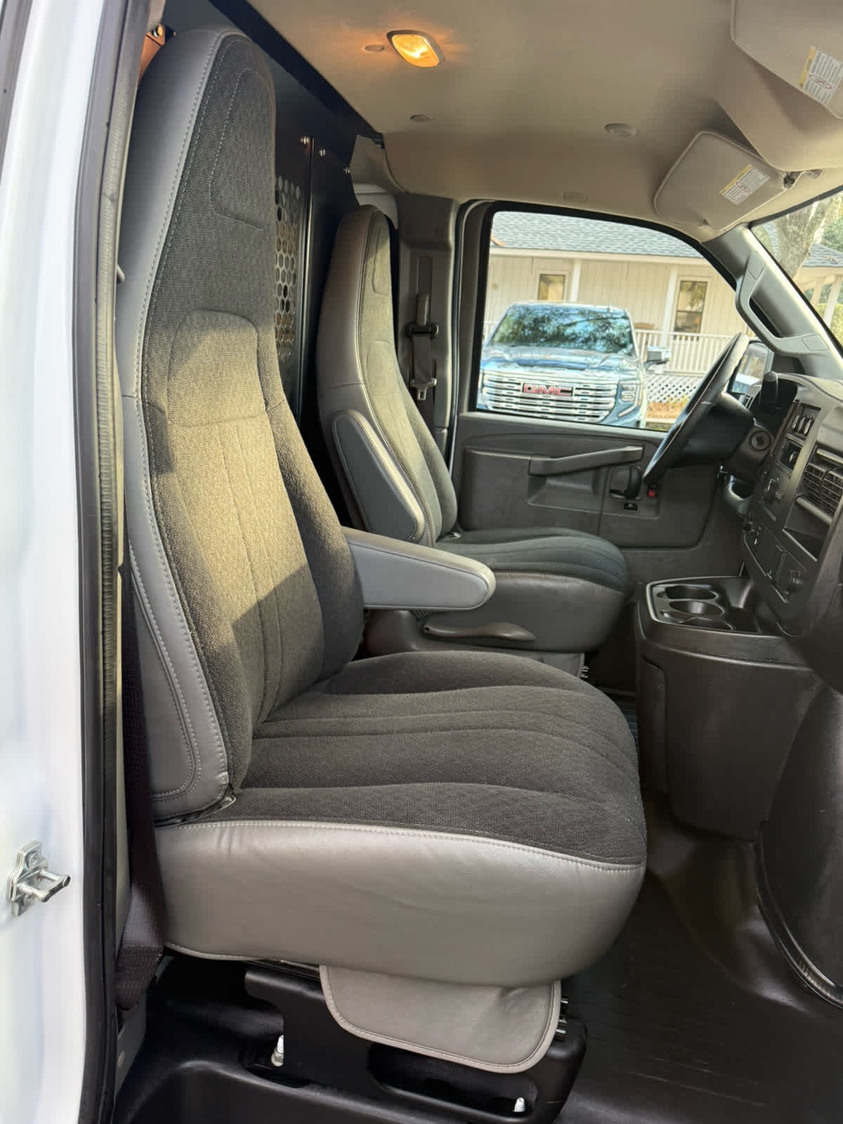 Chevrolet Express  2024