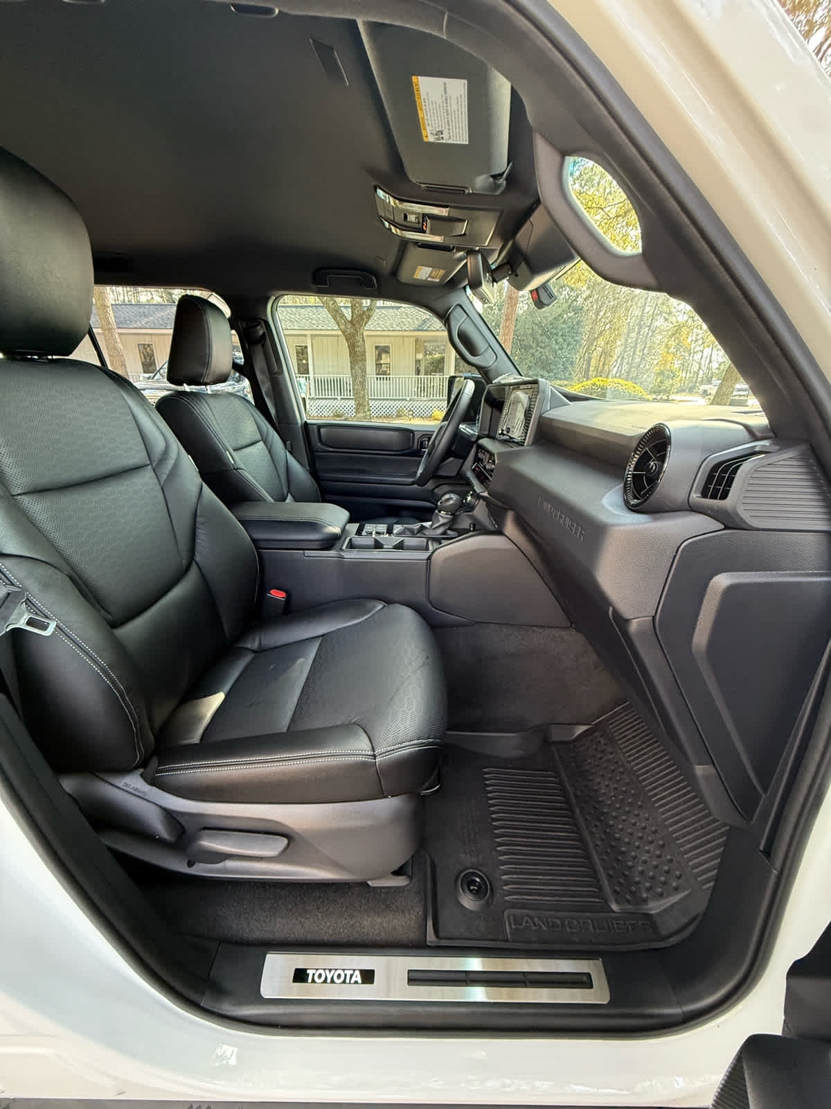 Toyota Land Cruiser  2025