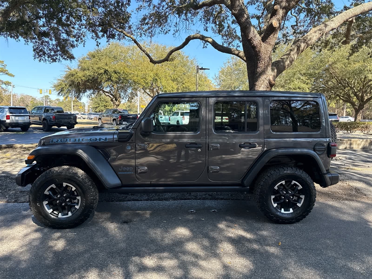 Jeep Wrangler 4xe  2025