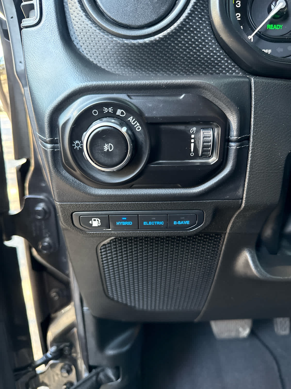 Jeep Wrangler 4xe  2025