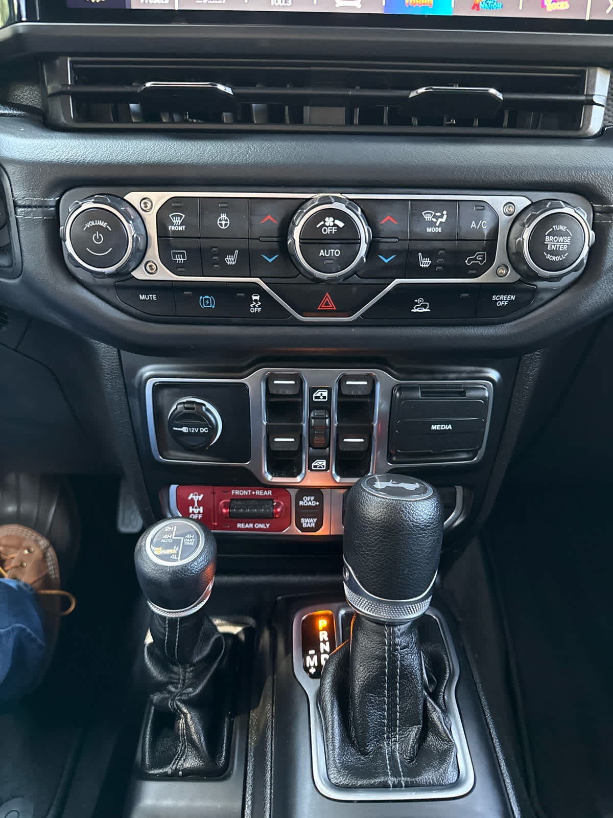 Jeep Wrangler 4xe  2025