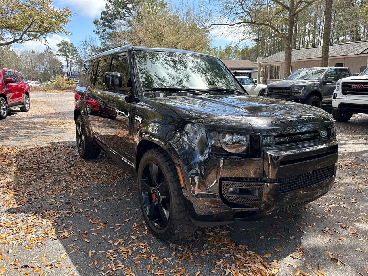 Land Rover Defender  2024