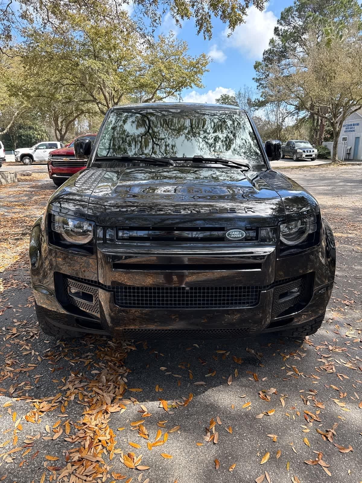 Land Rover Defender  2024