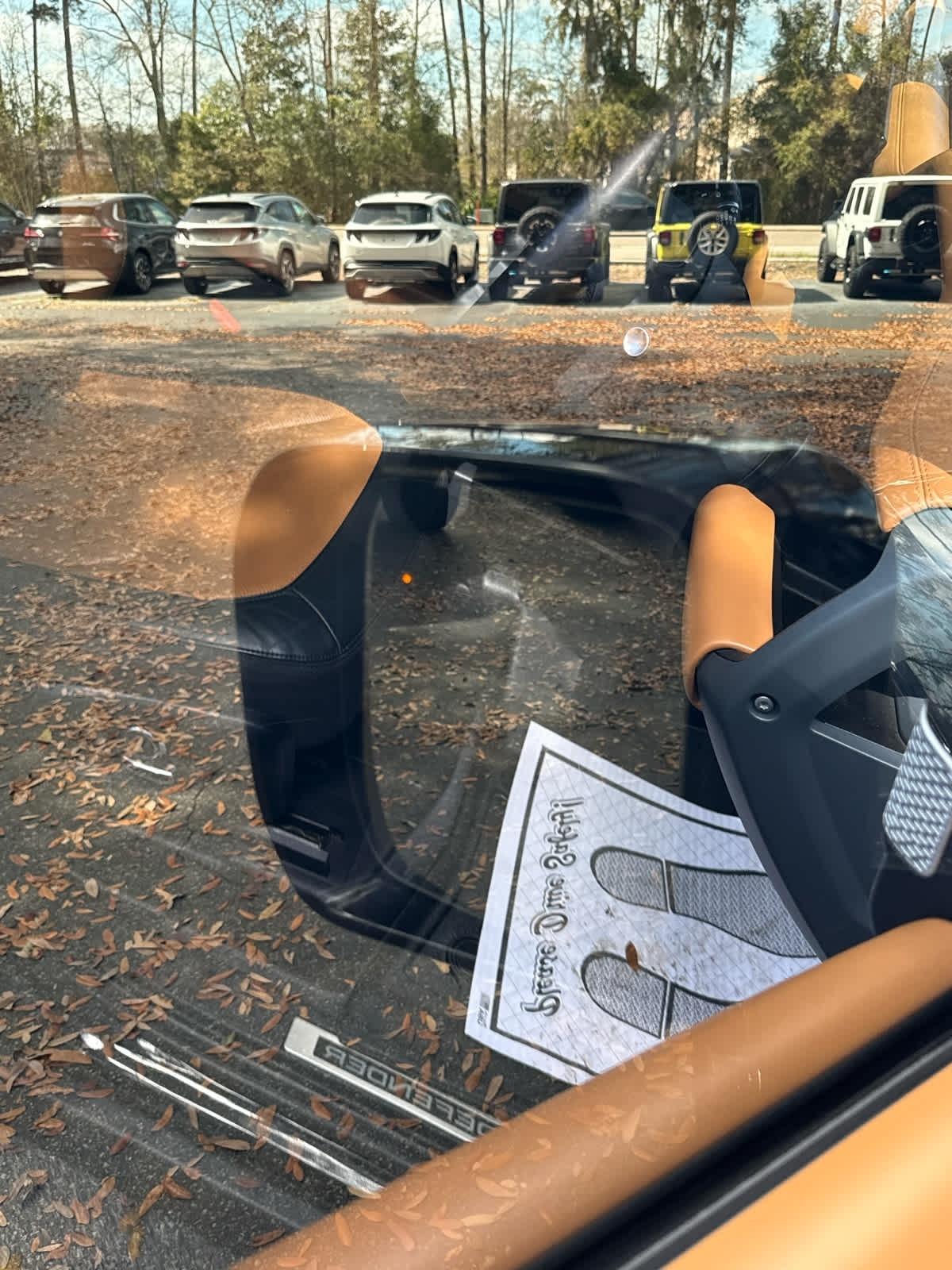 Land Rover Defender  2024