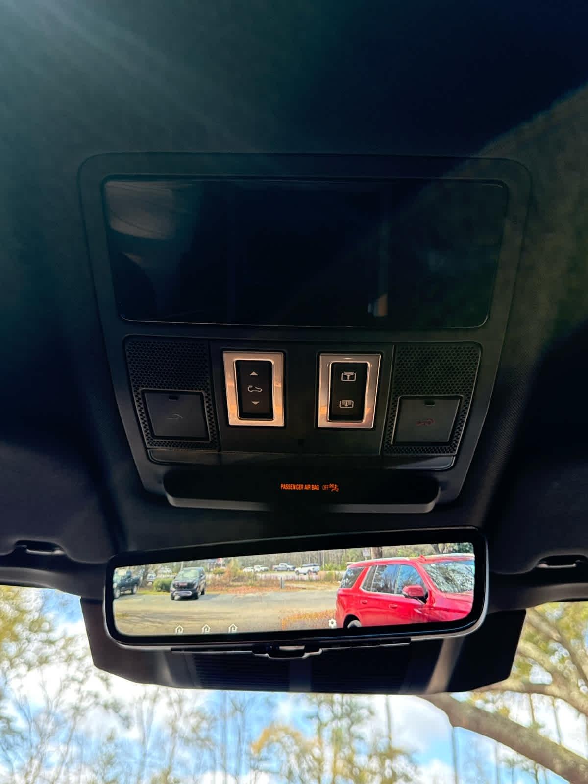 Land Rover Defender  2024