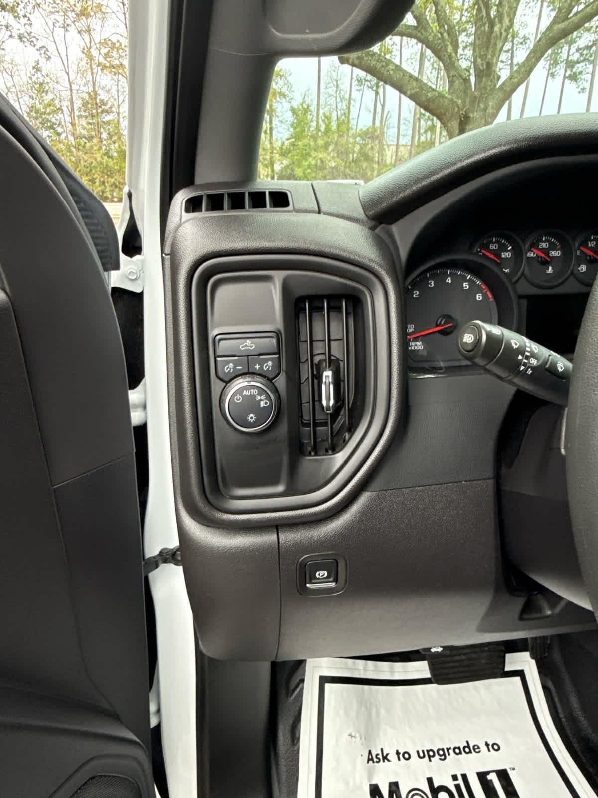 Chevrolet Silverado 1500  2024