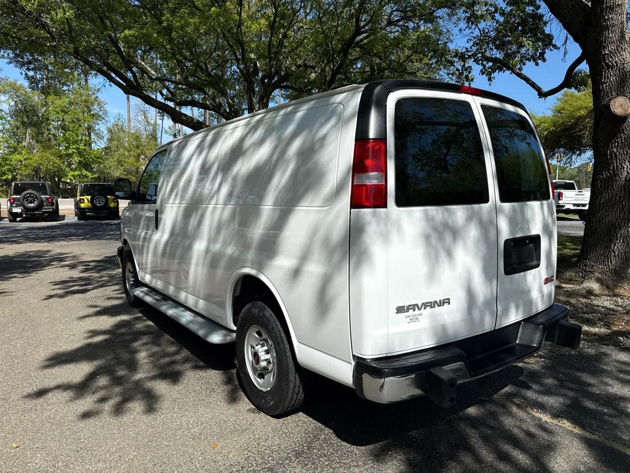 GMC Savana  2024