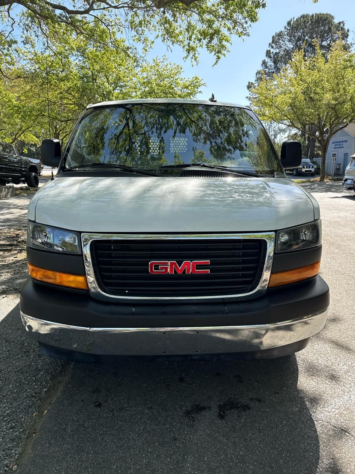GMC Savana  2024