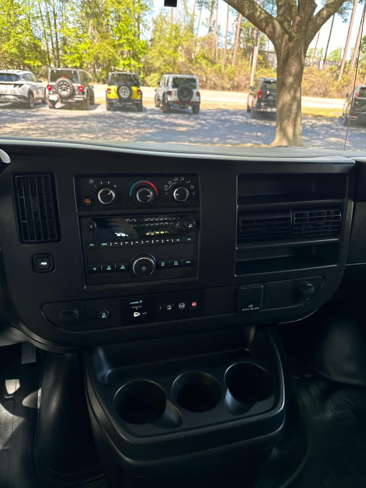 GMC Savana  2024