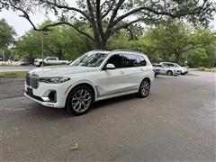 2022 BMW X7 