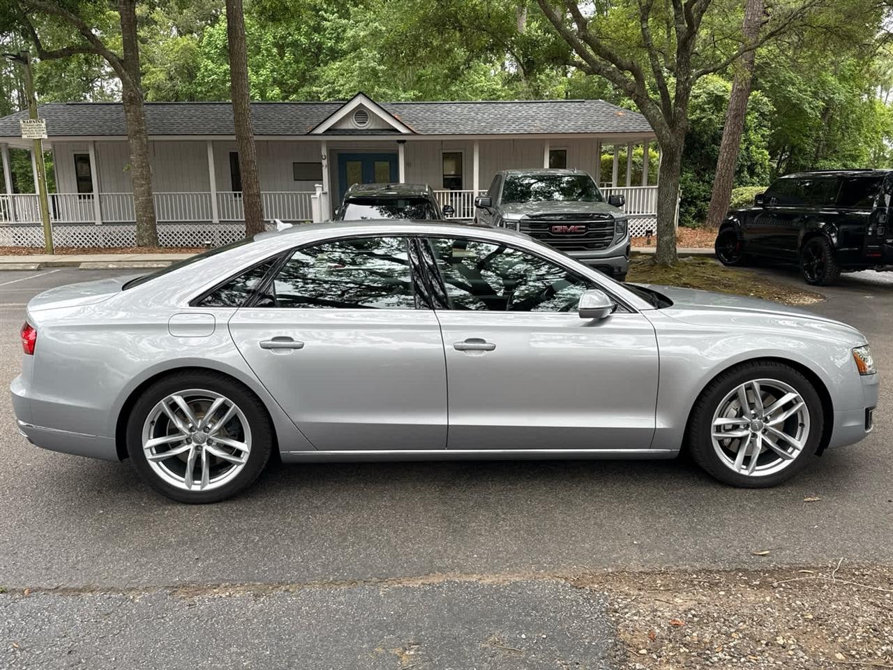 Audi A8  2015