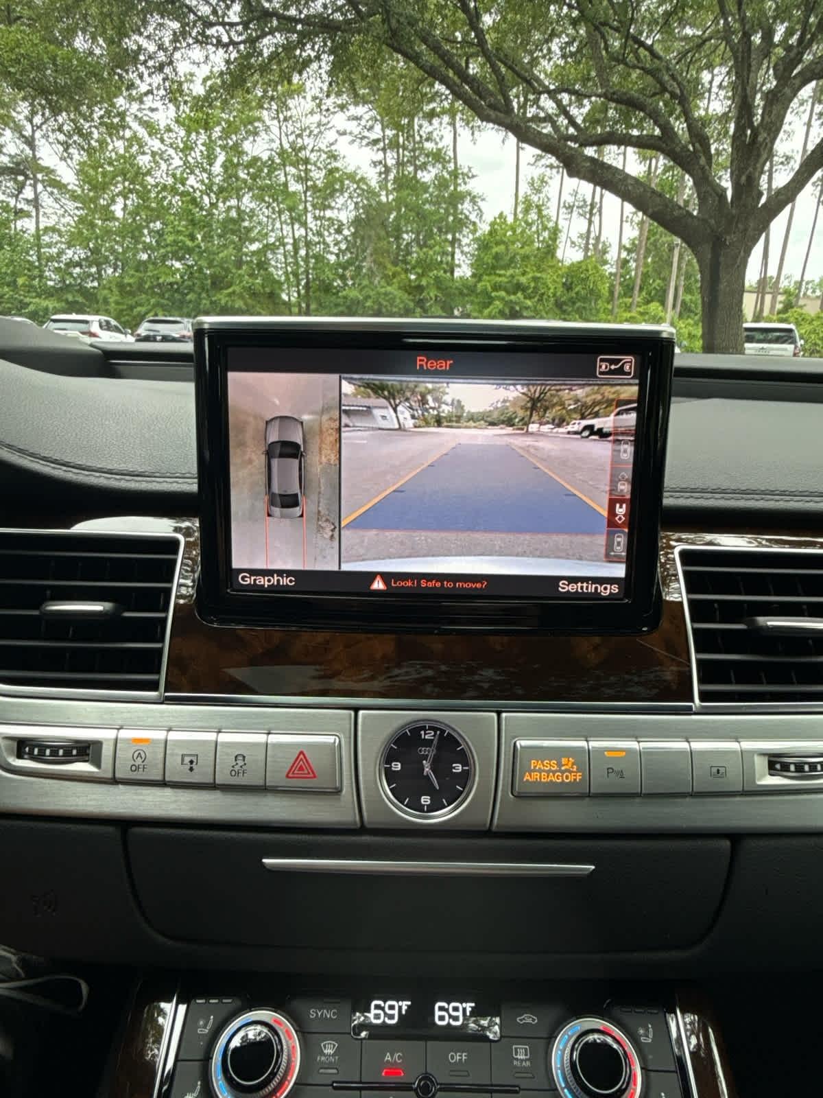 Audi A8  2015