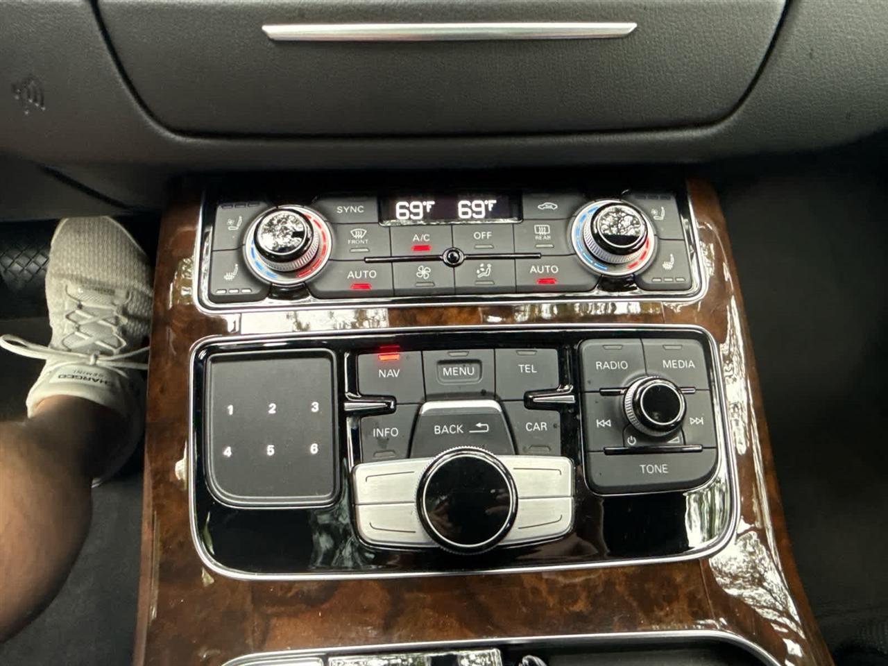 Audi A8  2015