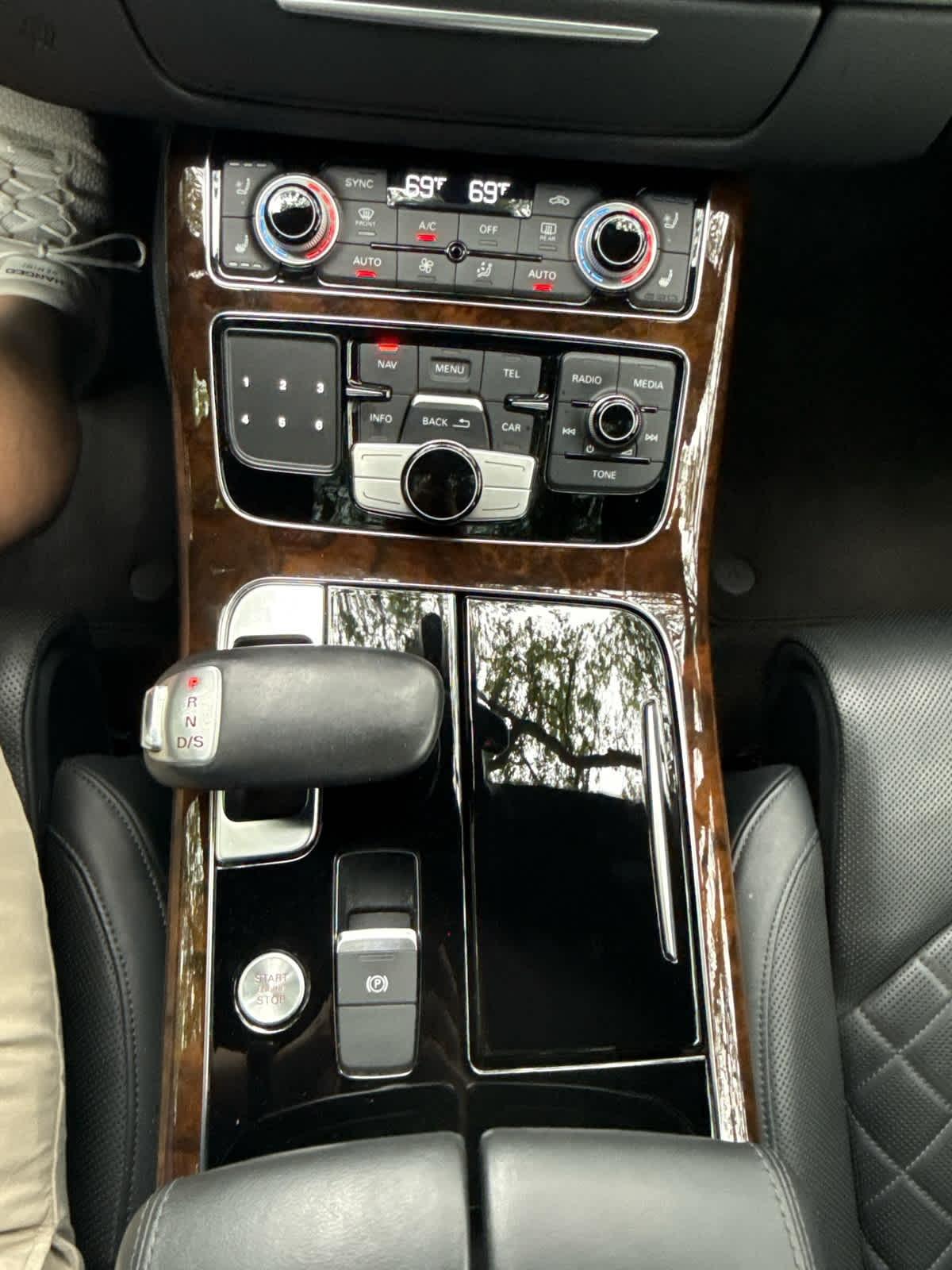 Audi A8  2015