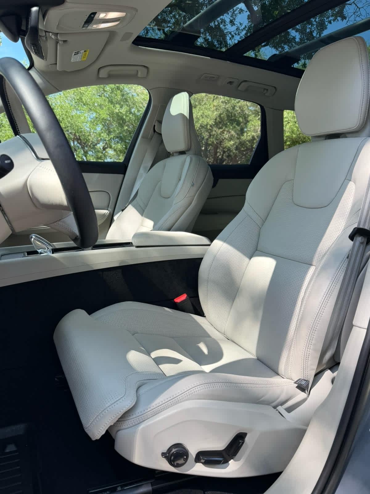 Volvo XC60  2023