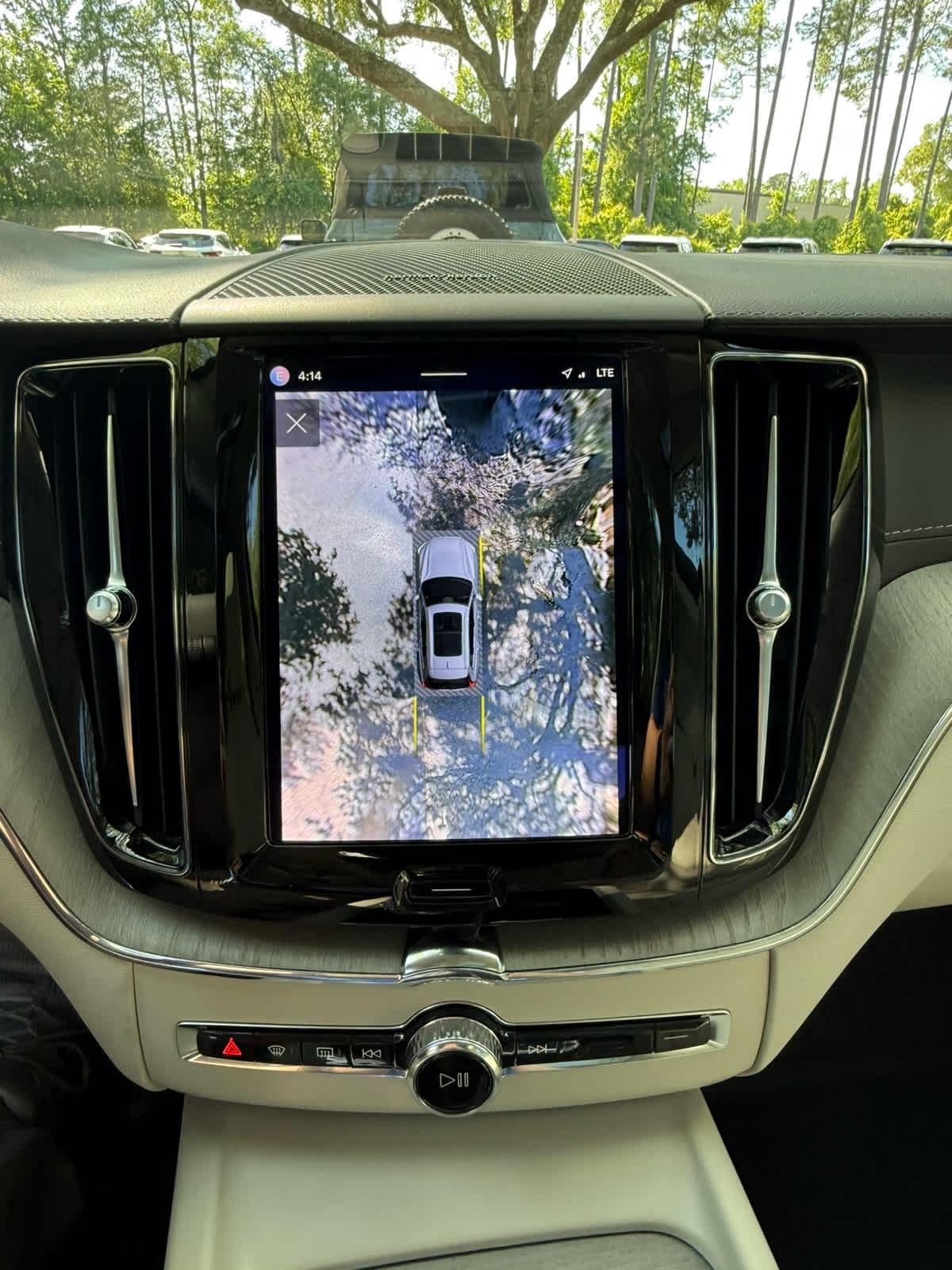 Volvo XC60  2023