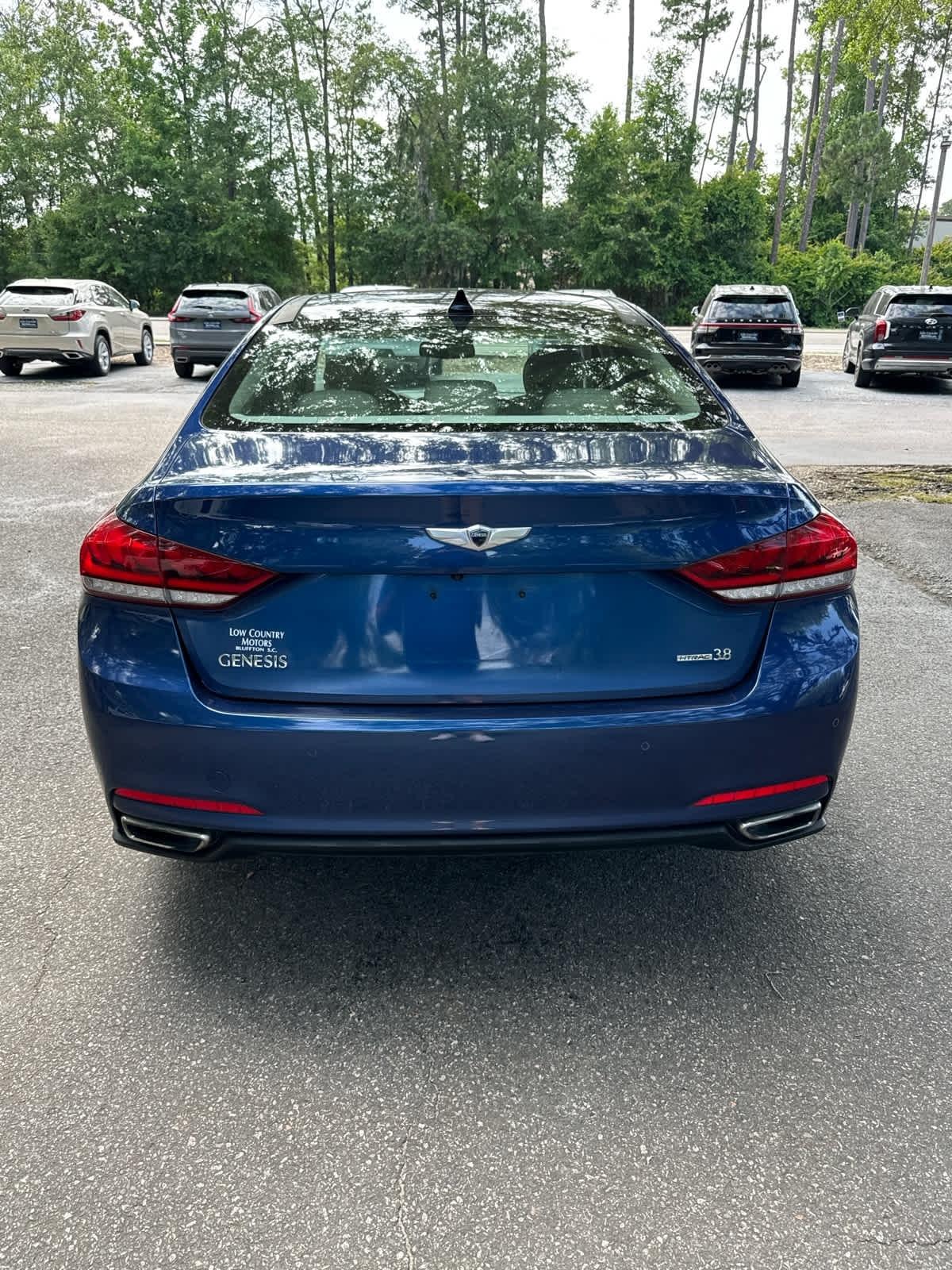 Hyundai Genesis  2015