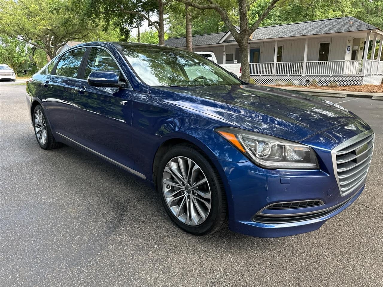 Hyundai Genesis  2015