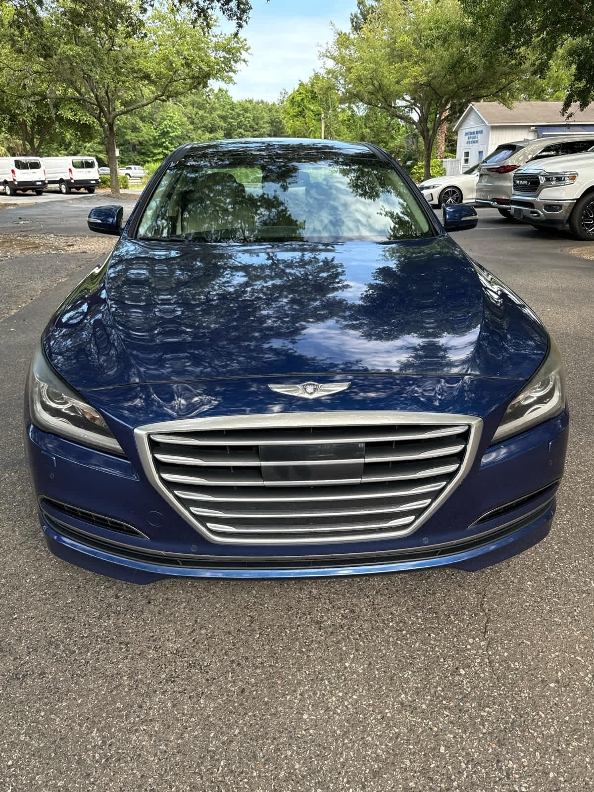 Hyundai Genesis  2015