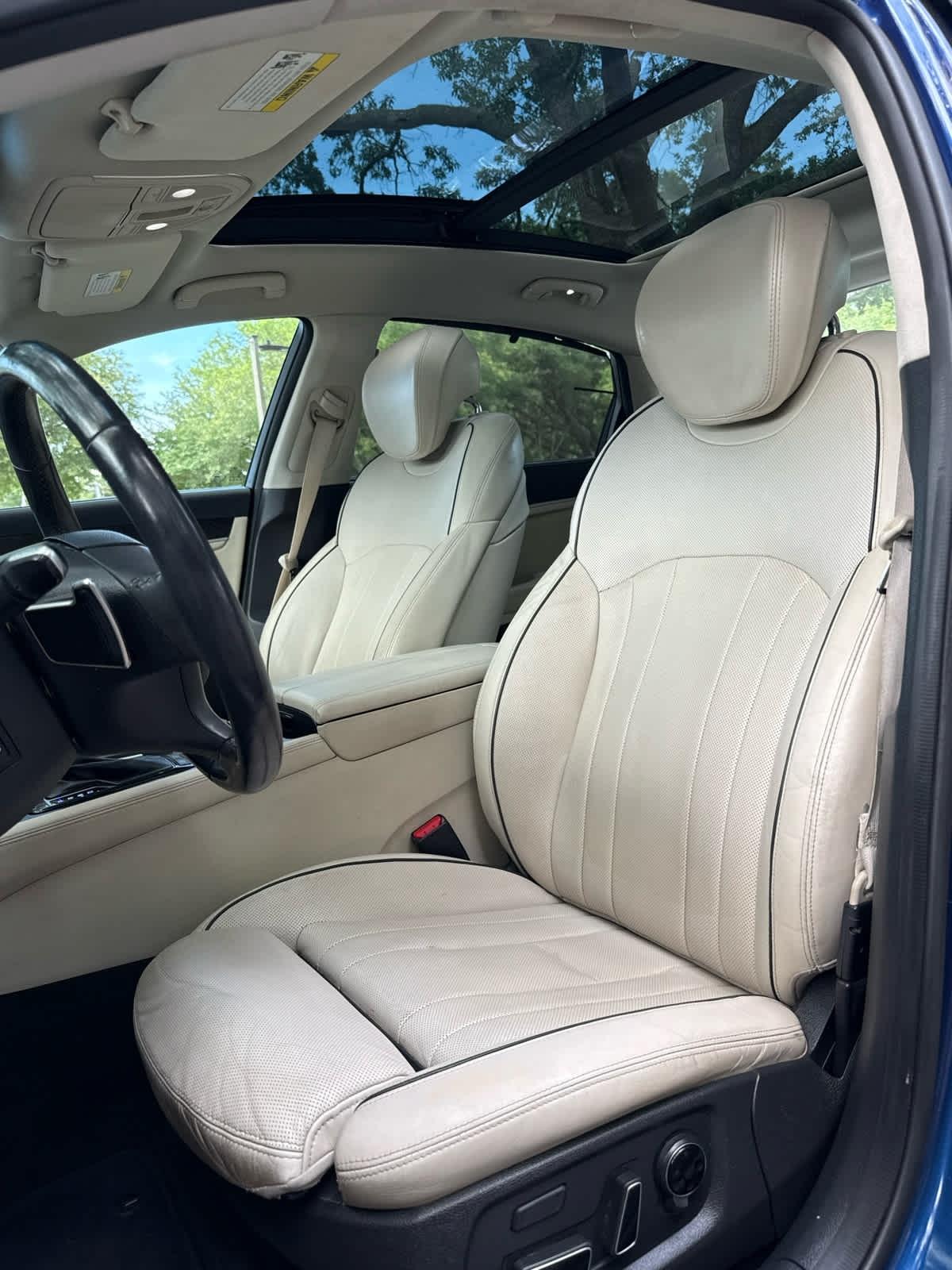 Hyundai Genesis  2015