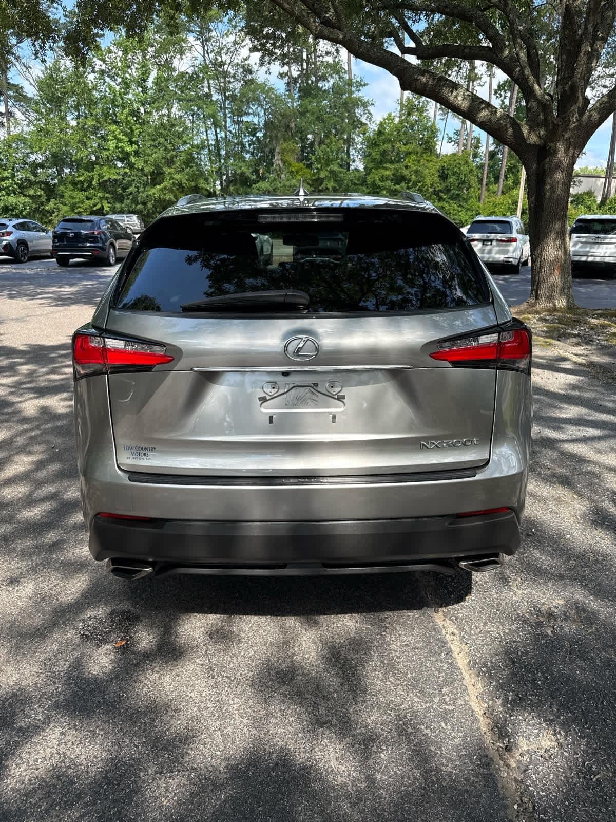 Lexus NX 200t  2017
