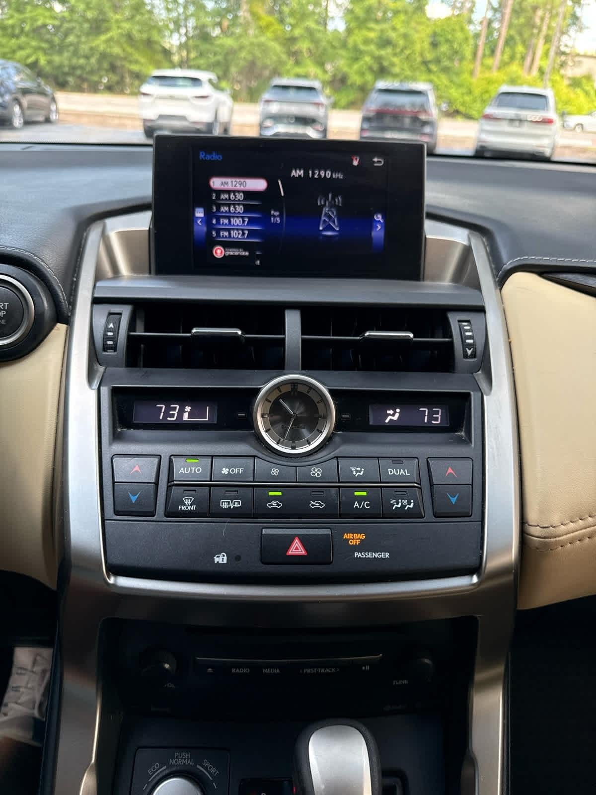 Lexus NX 200t  2017