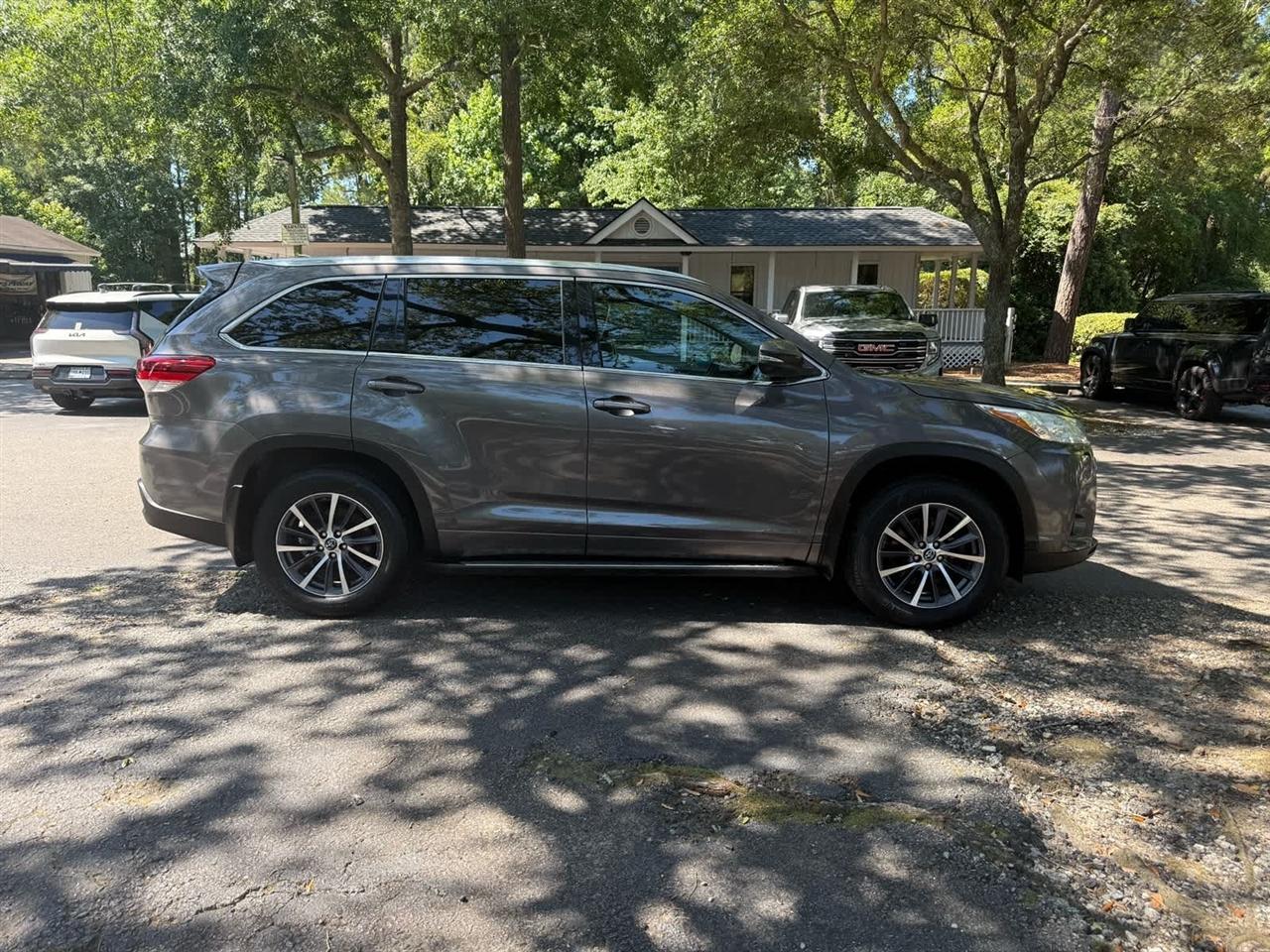 Toyota Highlander  2017