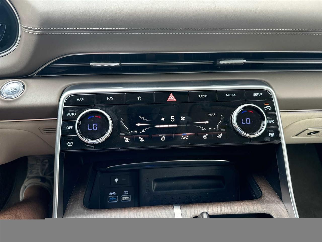 Genesis GV80  2024