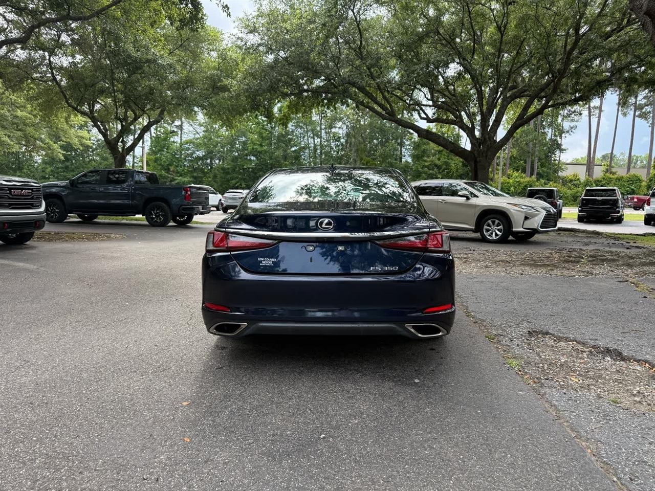 Lexus ES 350  2021