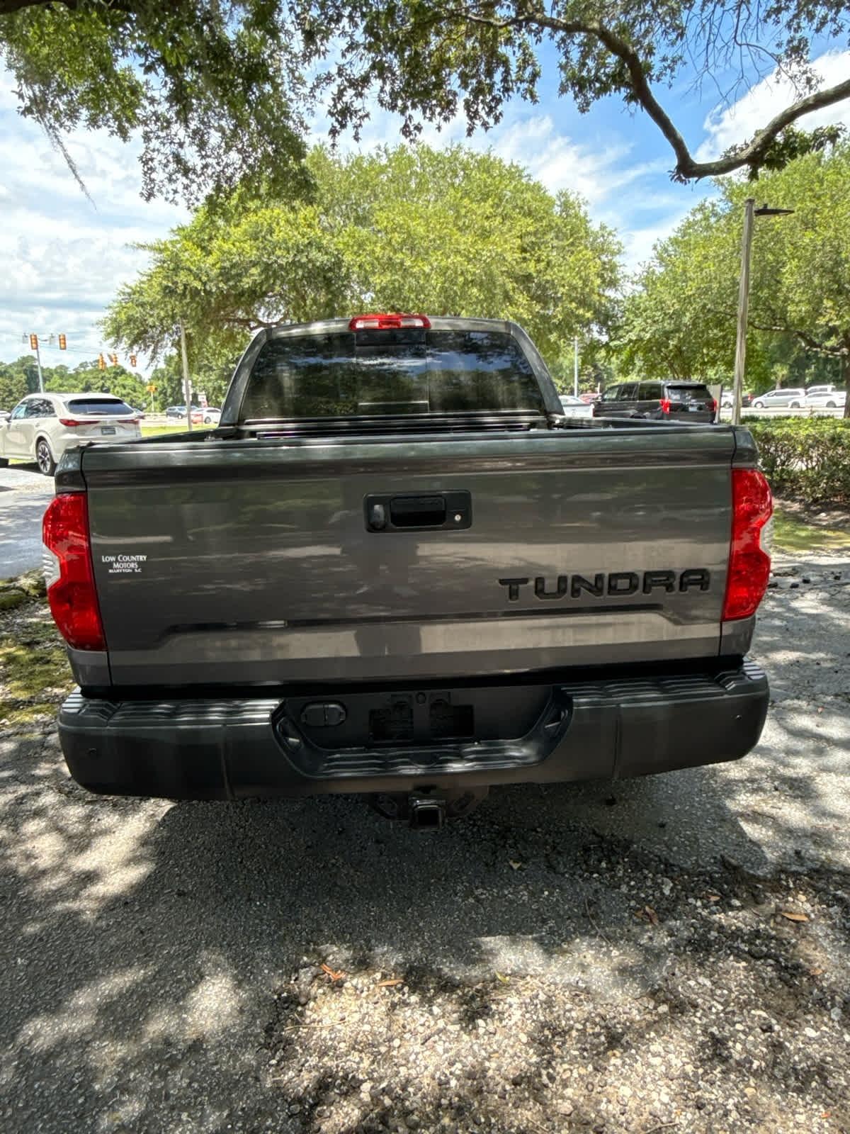 Toyota Tundra  2019