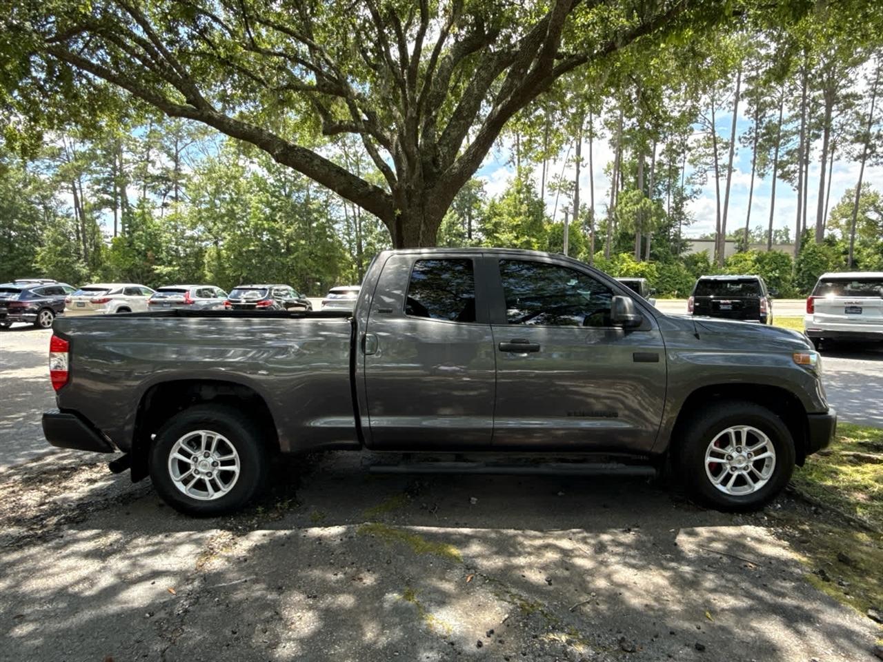 Toyota Tundra  2019