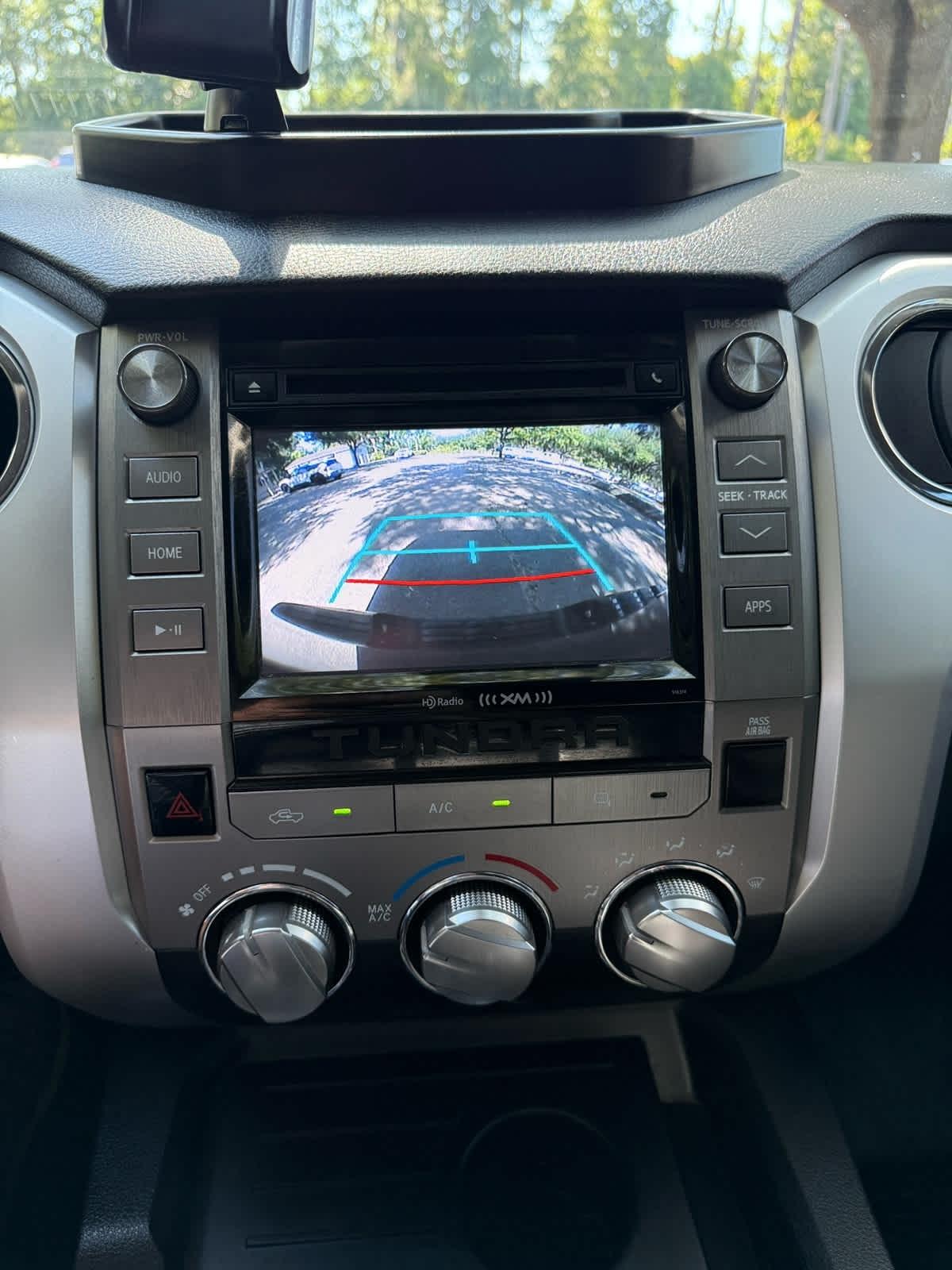 Toyota Tundra  2019