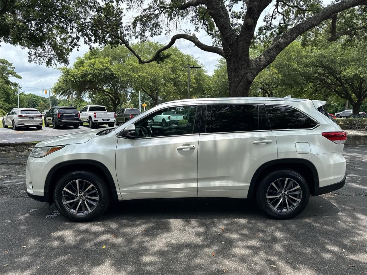 Toyota Highlander  2018