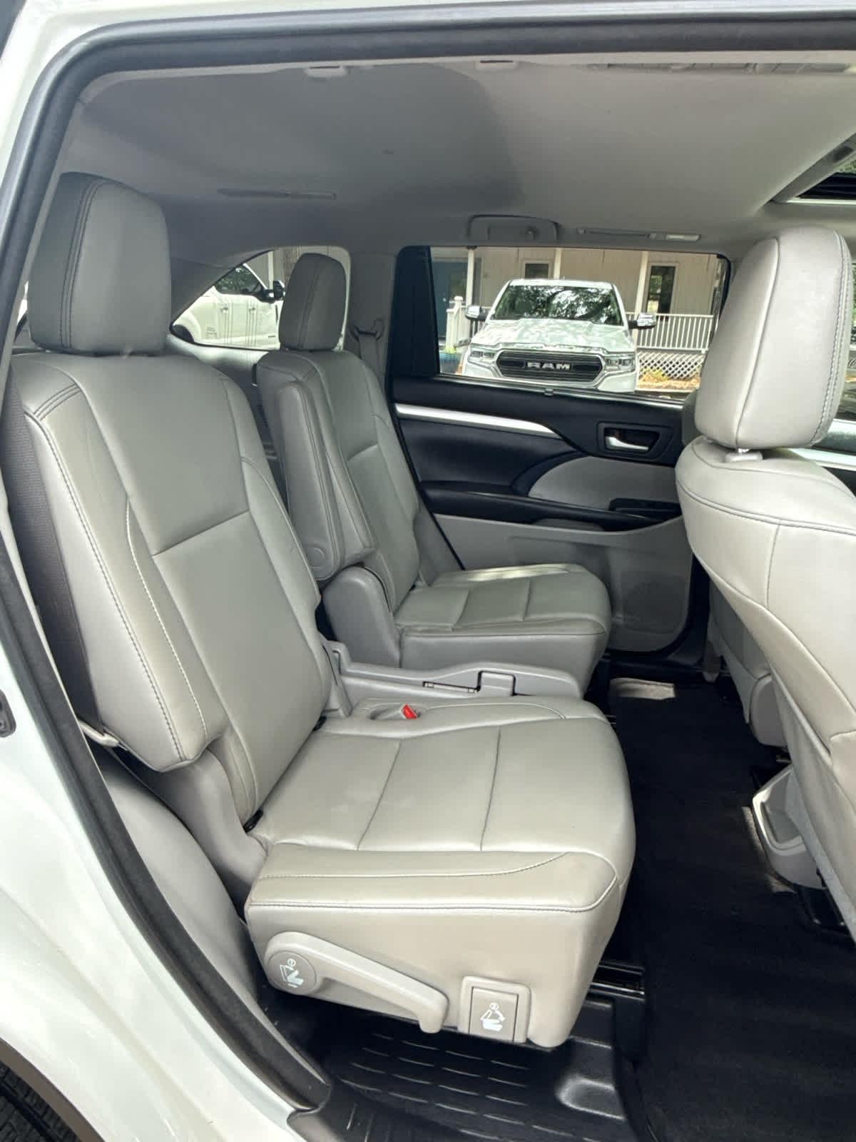 Toyota Highlander  2018