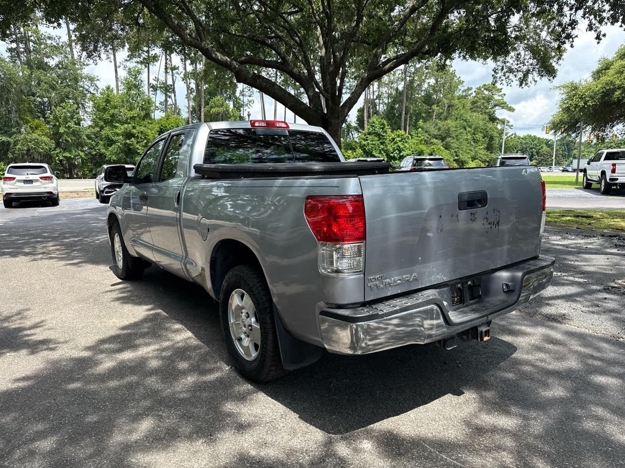 Toyota Tundra  2011