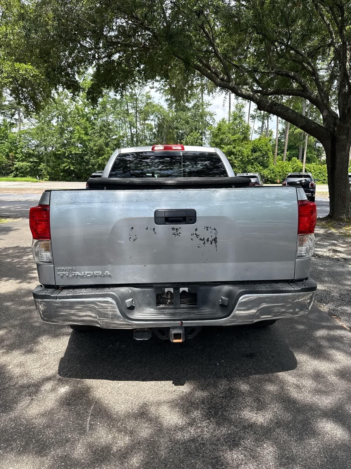 Toyota Tundra  2011