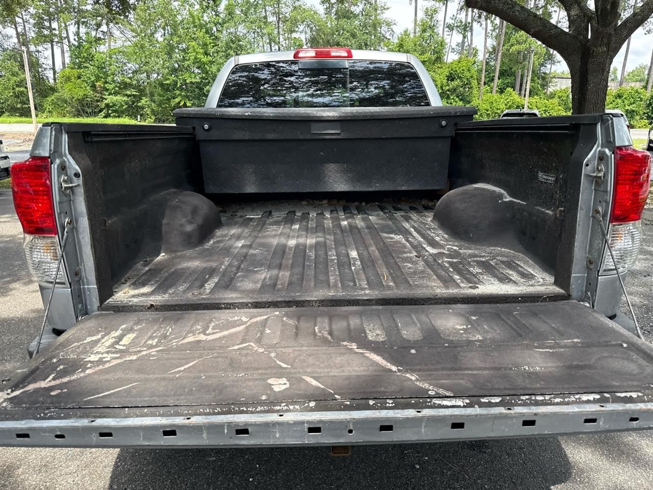 Toyota Tundra  2011