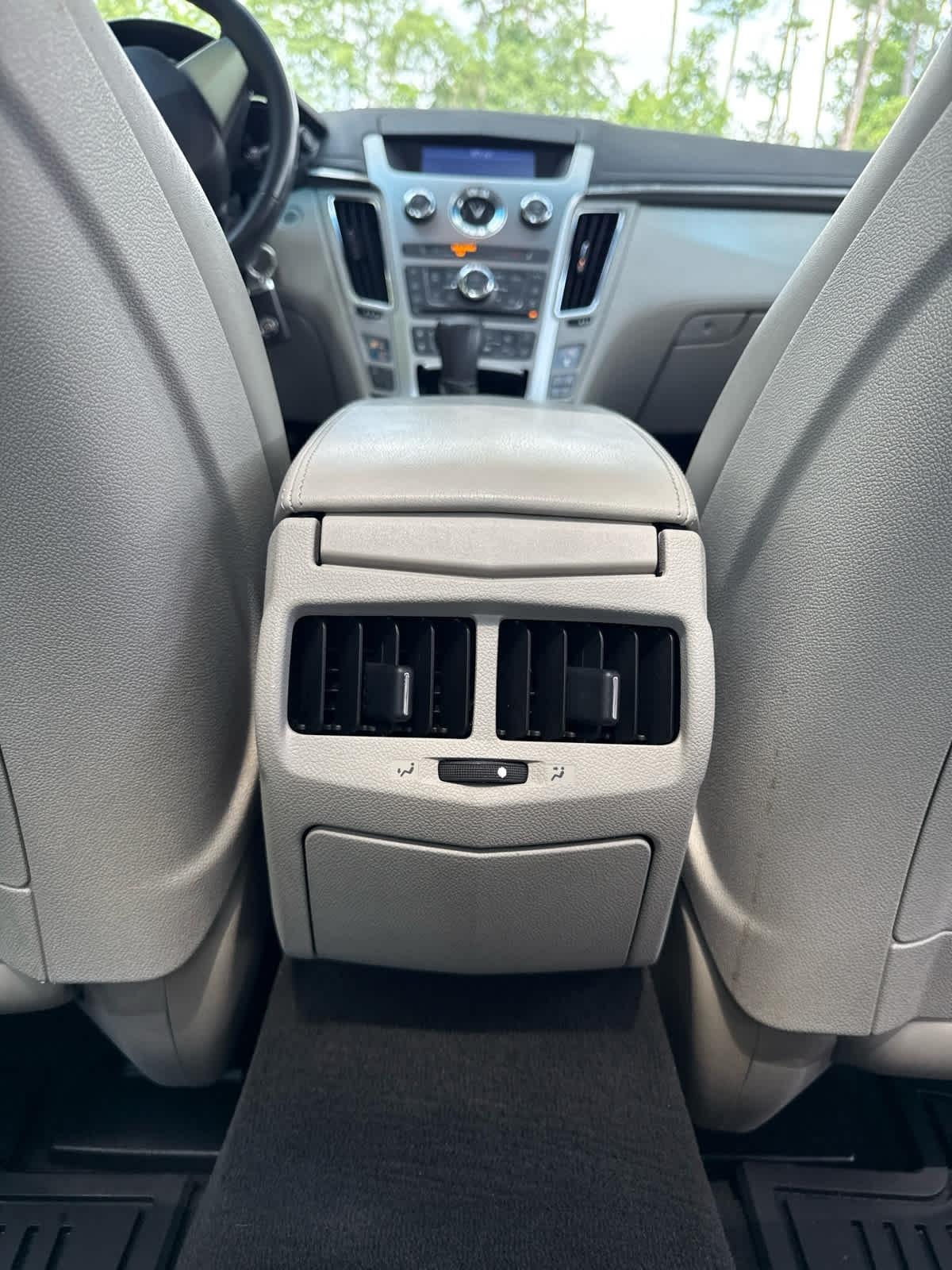 Cadillac CTS  2010