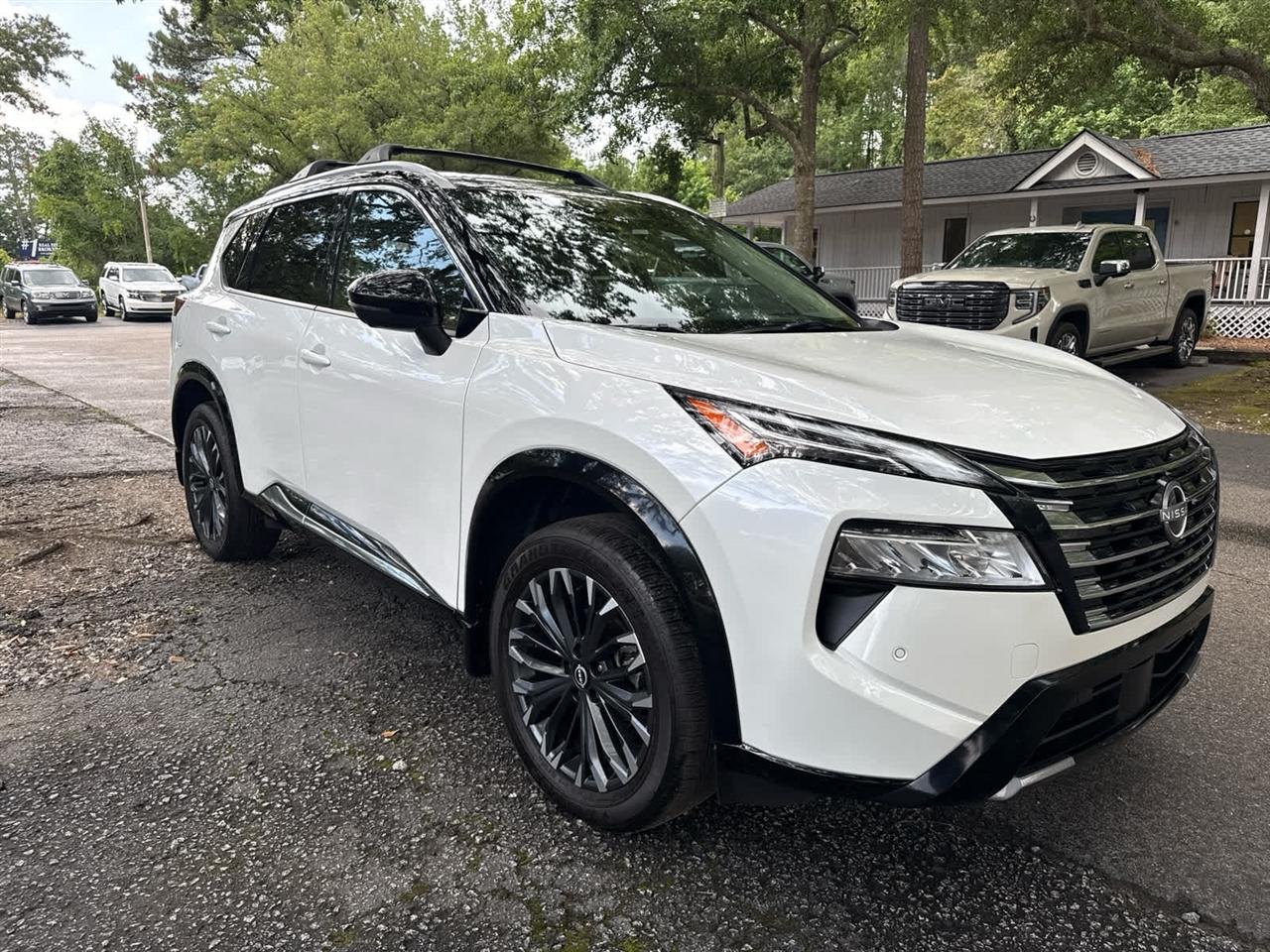 Nissan Rogue  2026