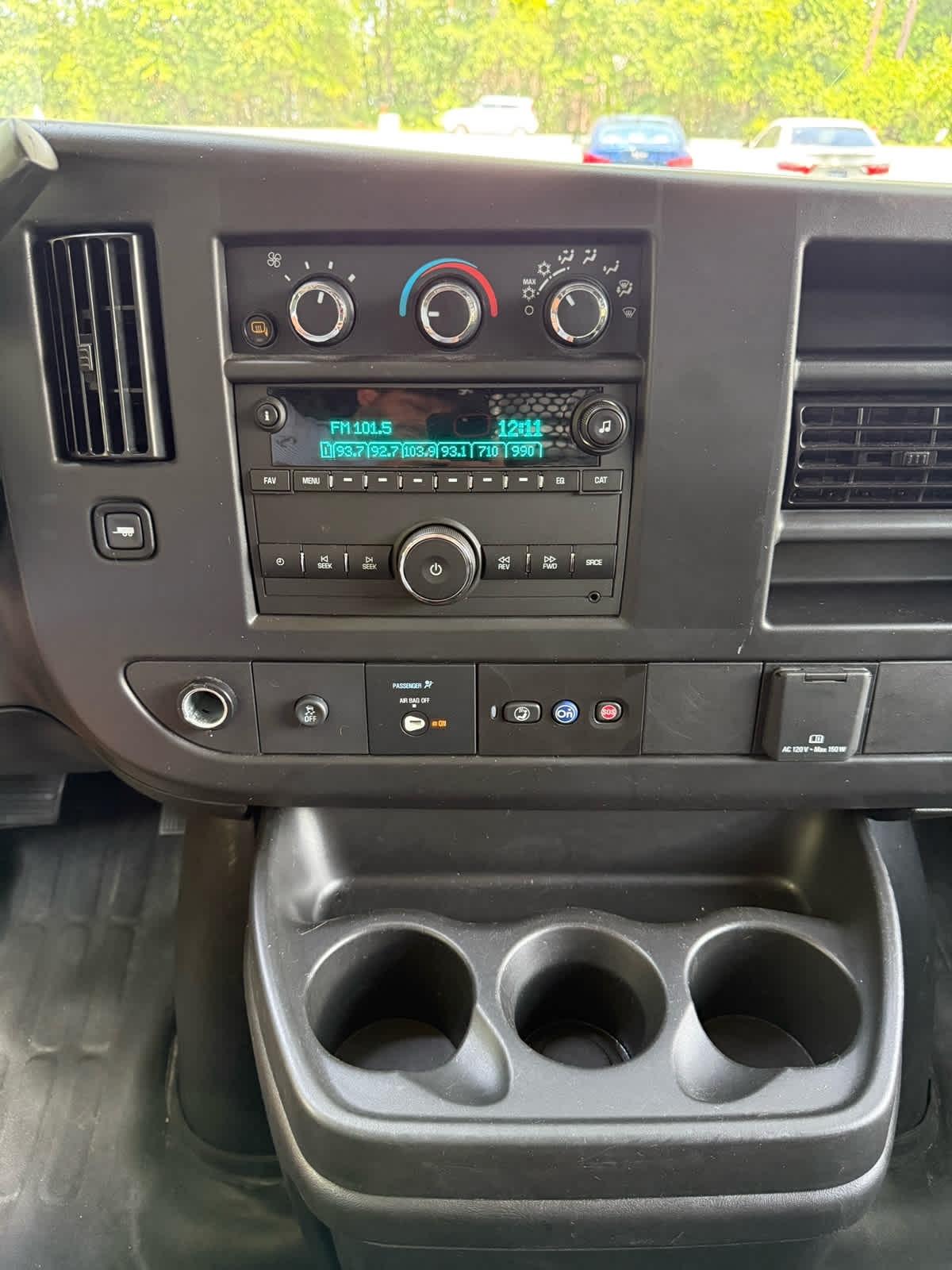 GMC Savana  2025