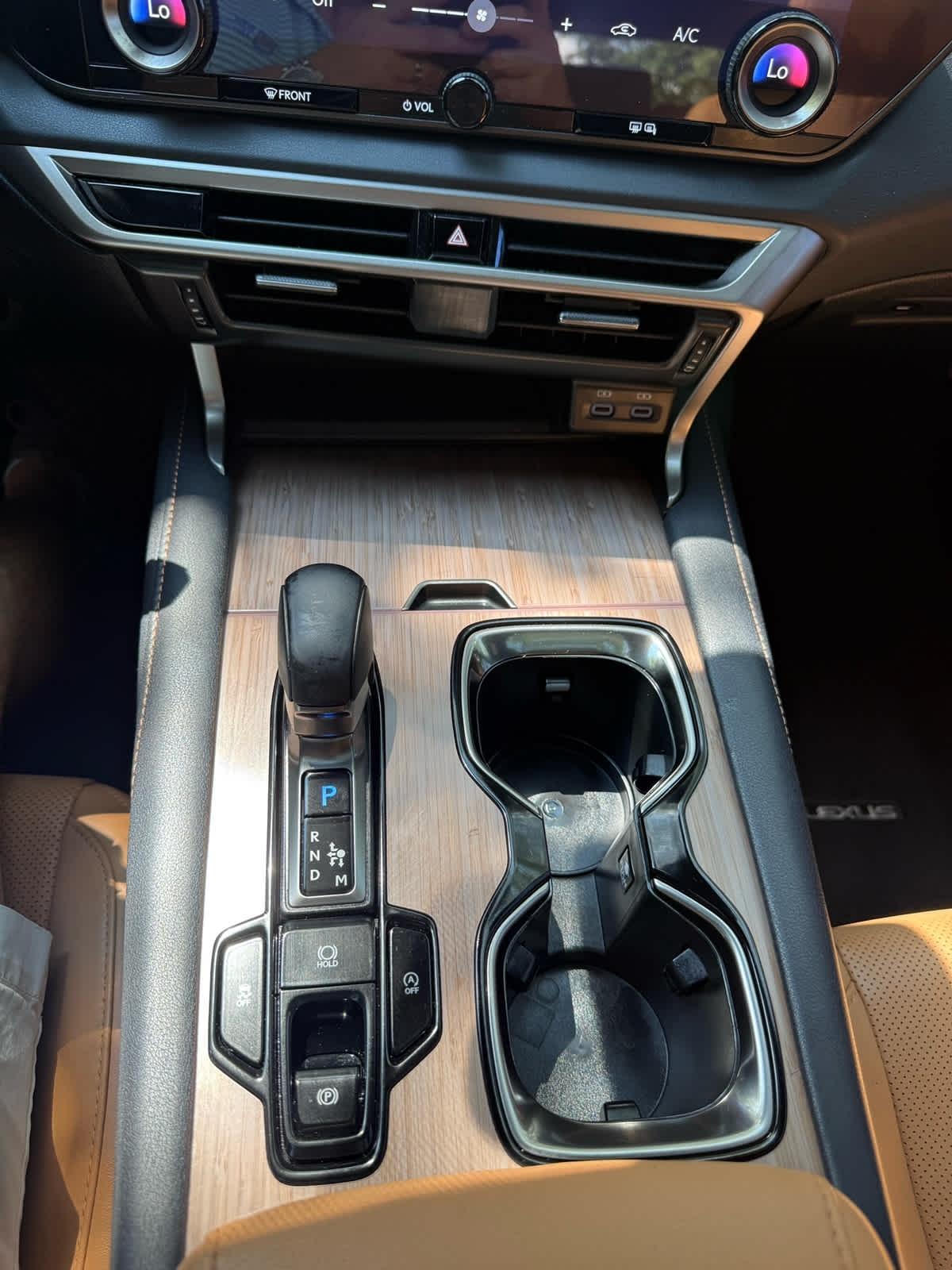 Lexus RX  2024