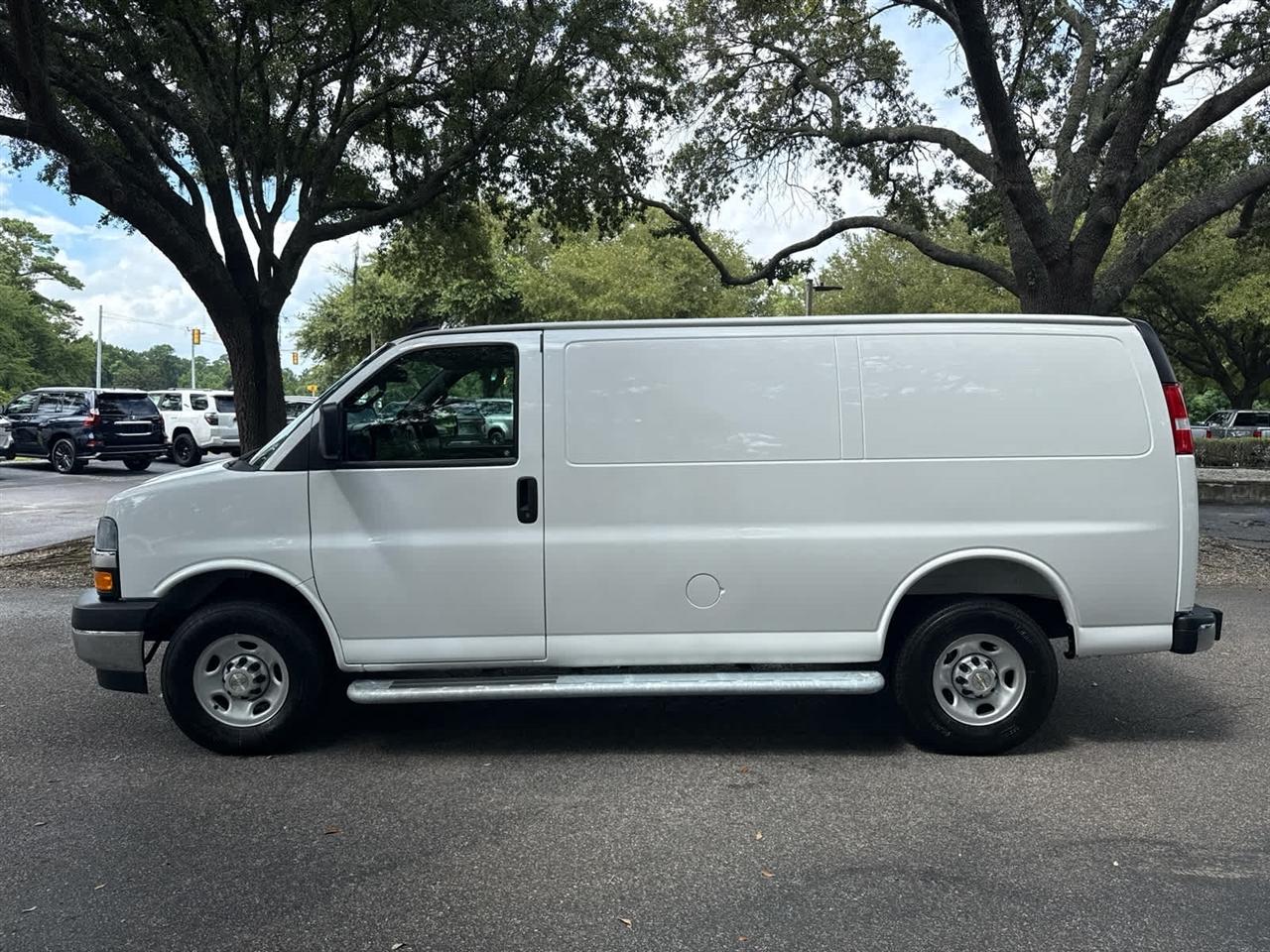 Chevrolet Express  2025