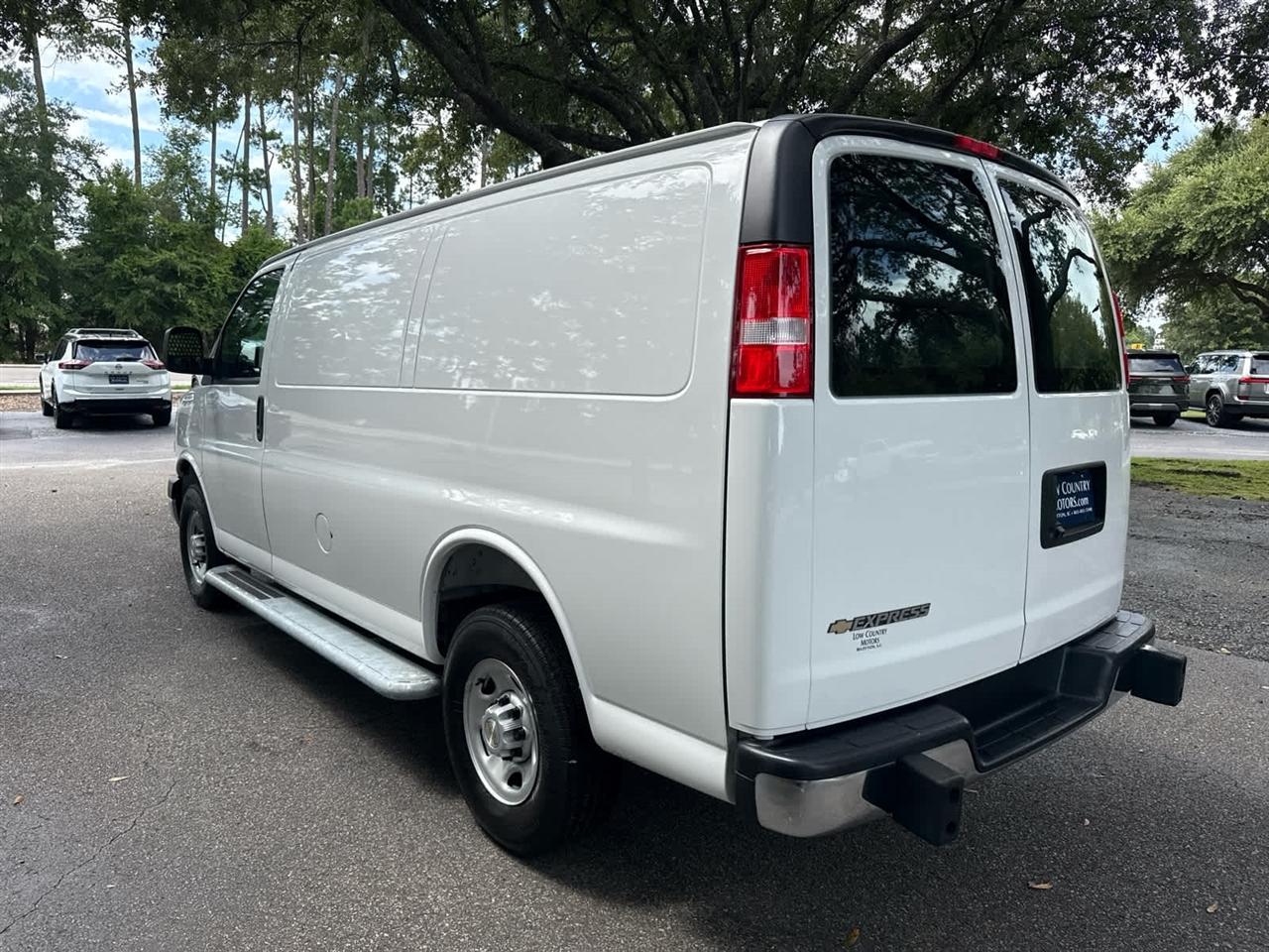 Chevrolet Express  2025
