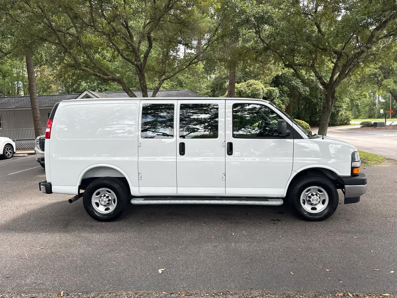 Chevrolet Express  2025
