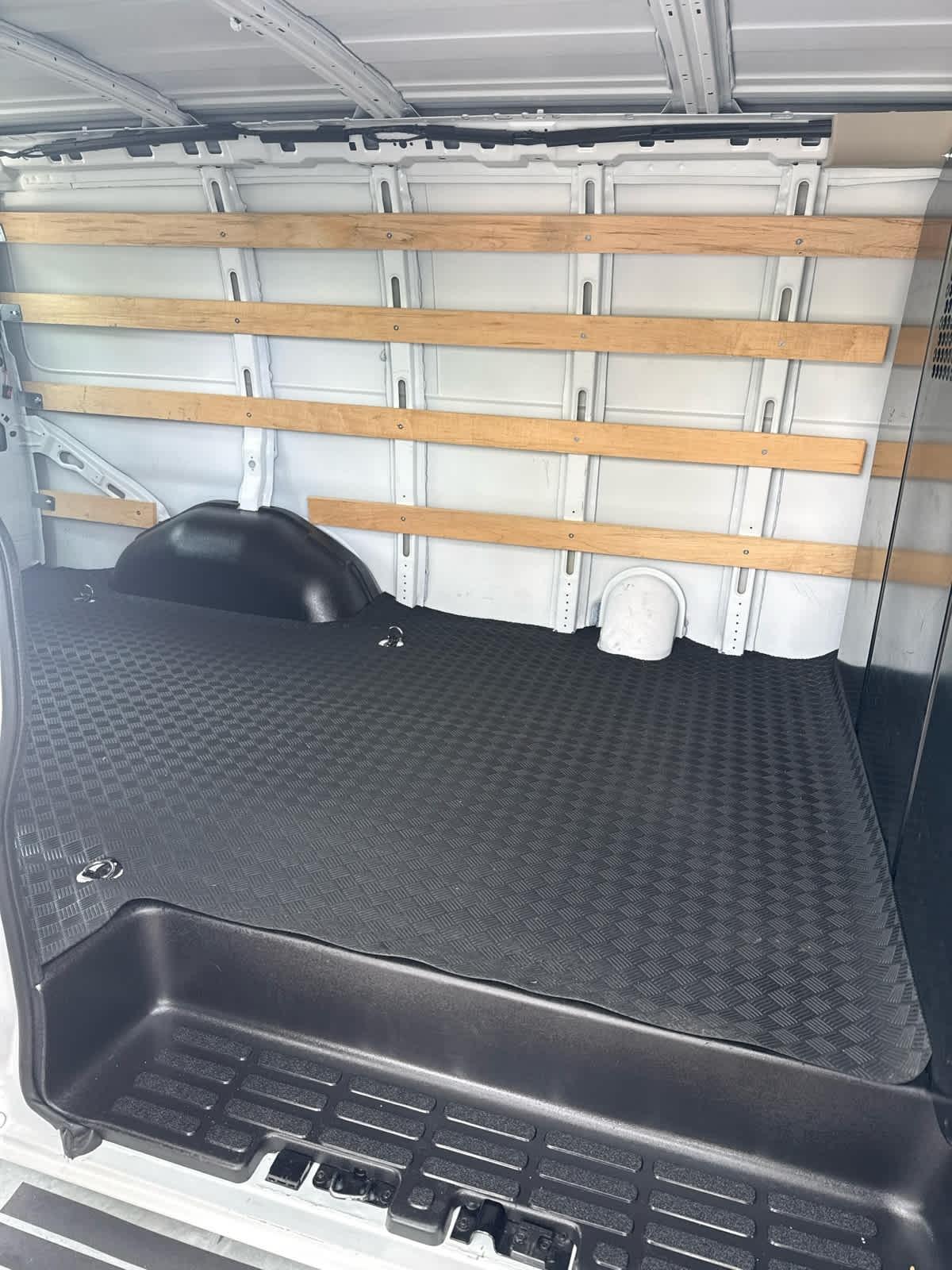 Chevrolet Express  2025