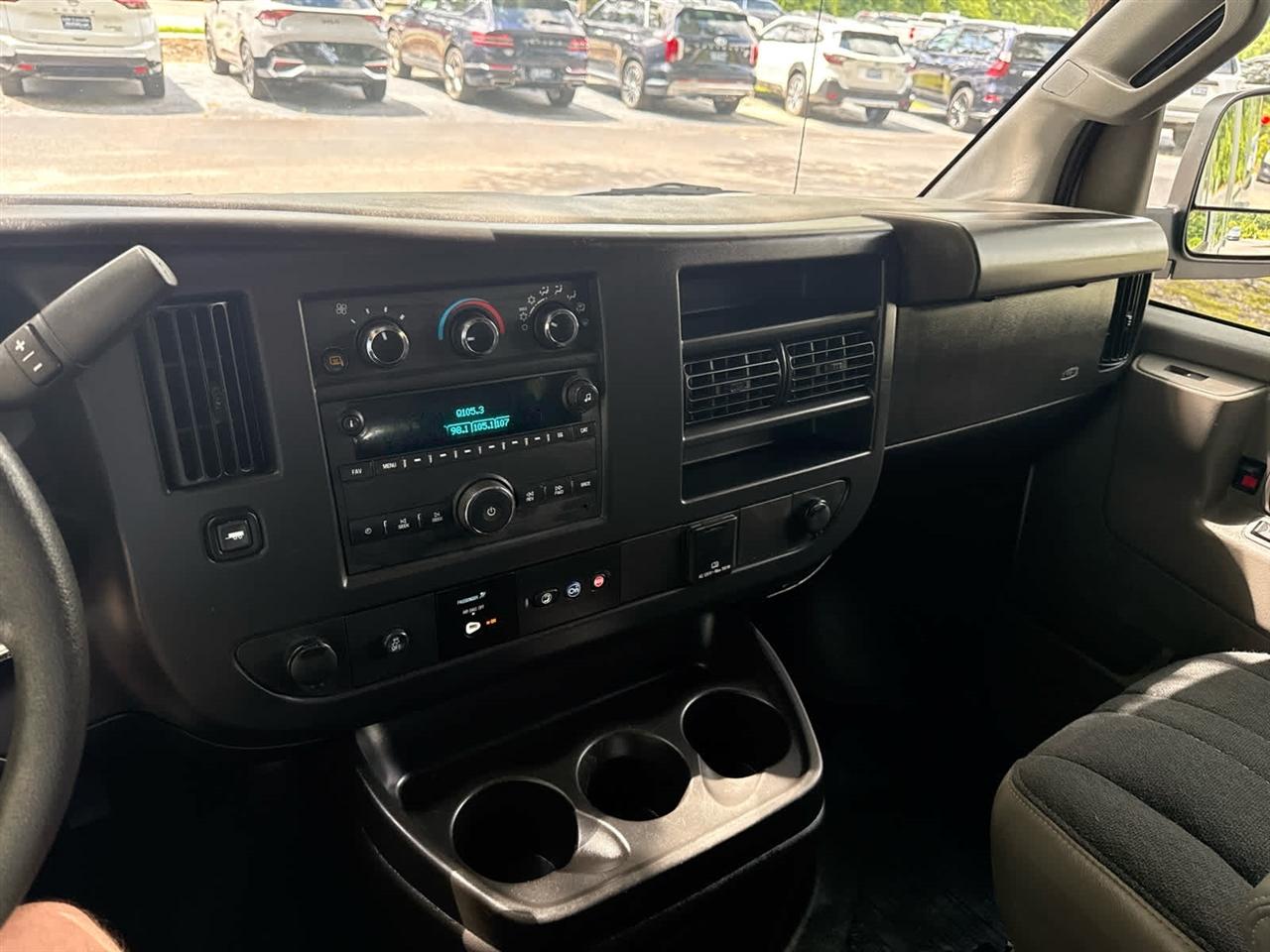 Chevrolet Express  2025