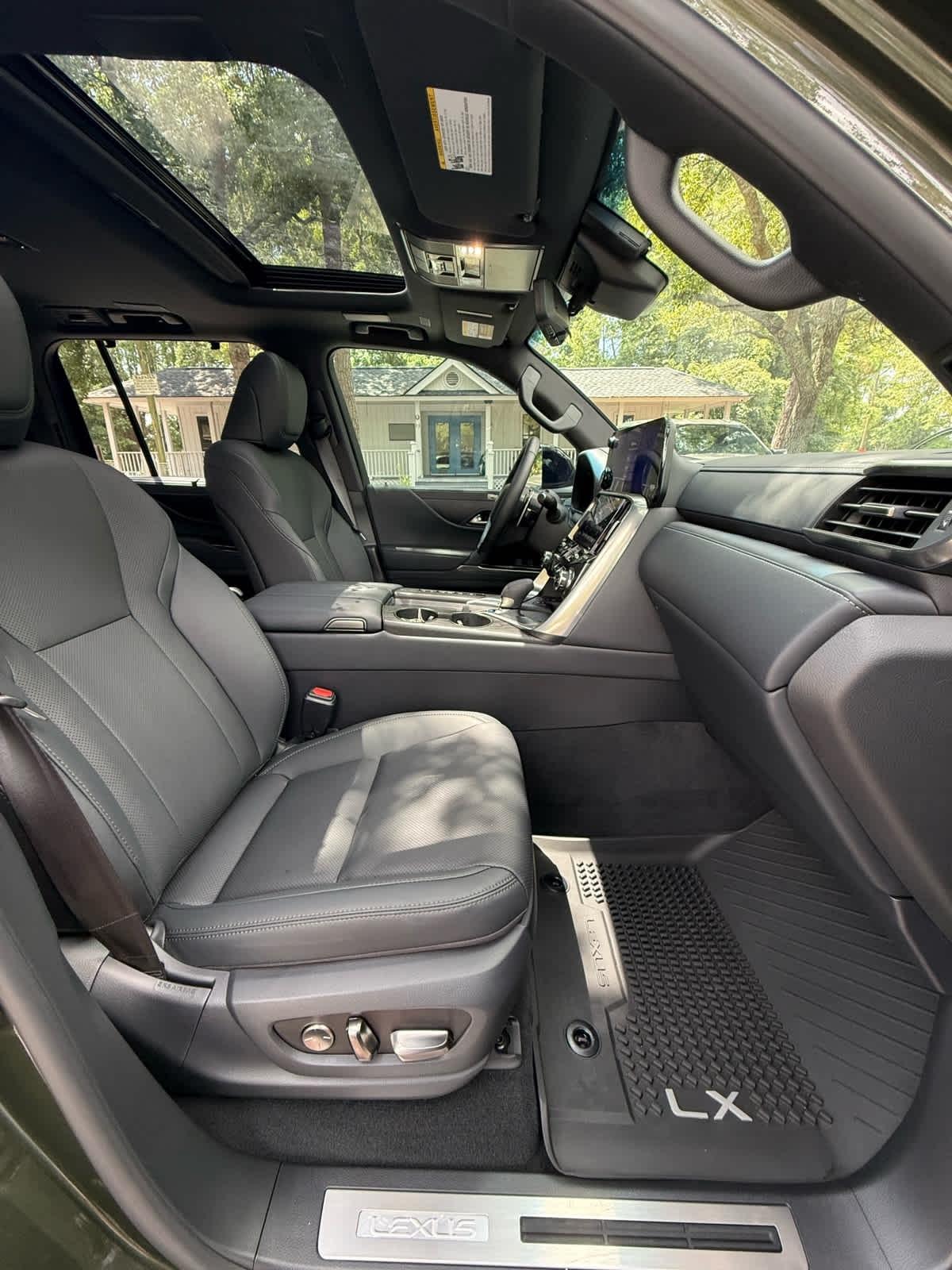 Lexus LX  2026