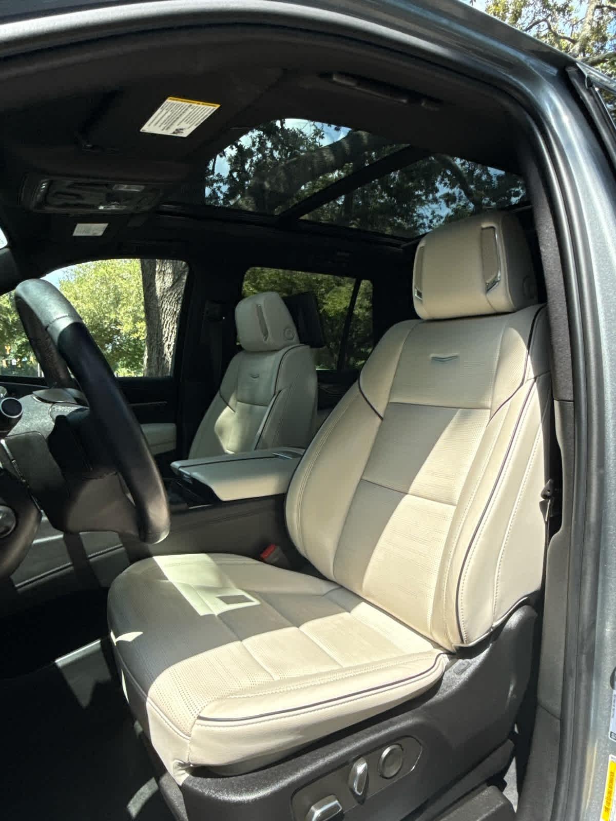 Cadillac Escalade  2023