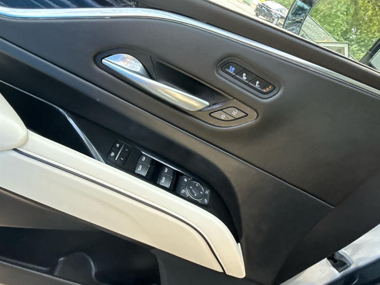 Cadillac Escalade  2023