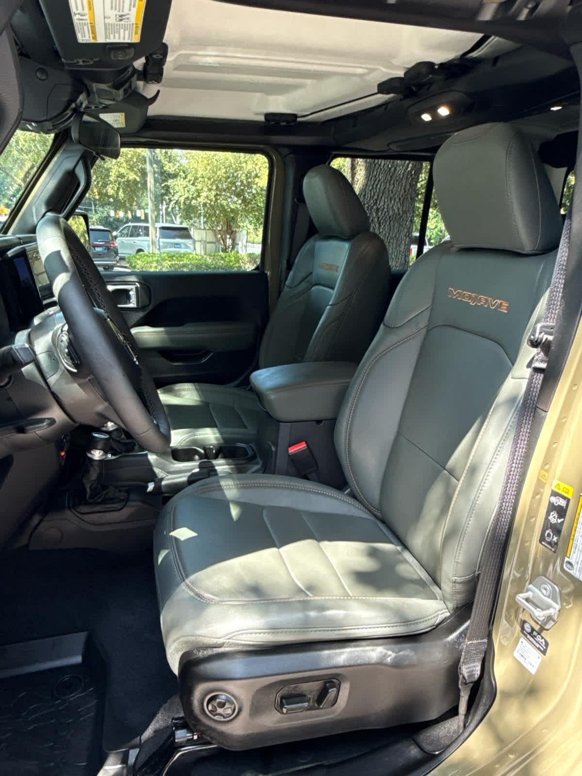 Jeep Gladiator  2025